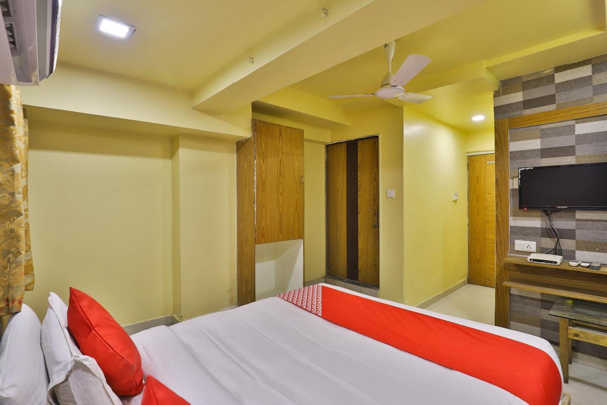Spot On Hotel Shreeji Palace アーメダバード エクステリア 写真
