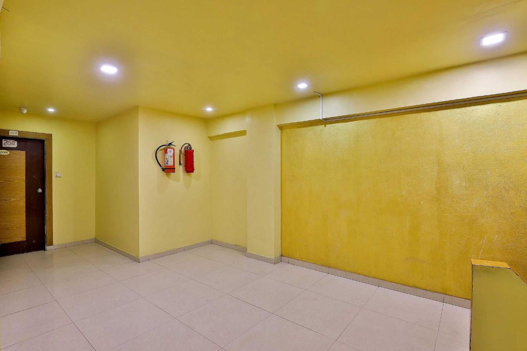 Spot On Hotel Shreeji Palace アーメダバード エクステリア 写真