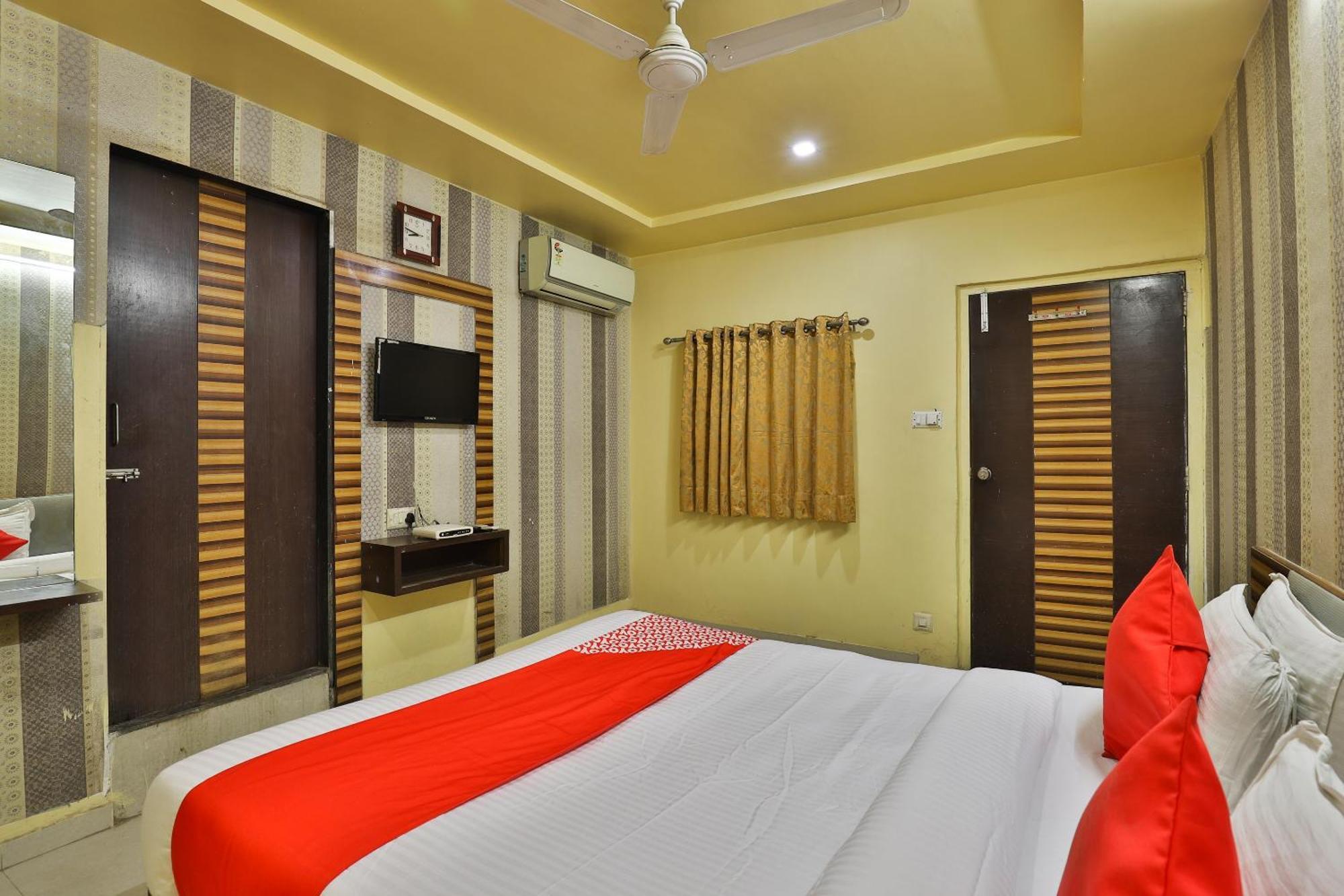 Spot On Hotel Shreeji Palace アーメダバード エクステリア 写真